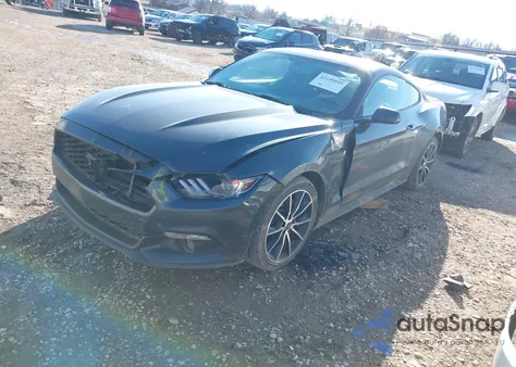 2016 Ford Mustang Ecoboost z USA, uszkodzony, nr VIN 1FA6P8TH3G5300253